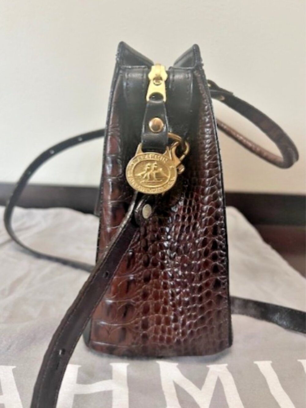 Brahmin Black & Brown Leather Satchel – Croc‑Embossed Trim, Crossbody Strap - Picture 4 of 7